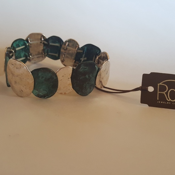 NWT Beautiful Burnished Metal Discs Bracelet - Picture 3 of 7